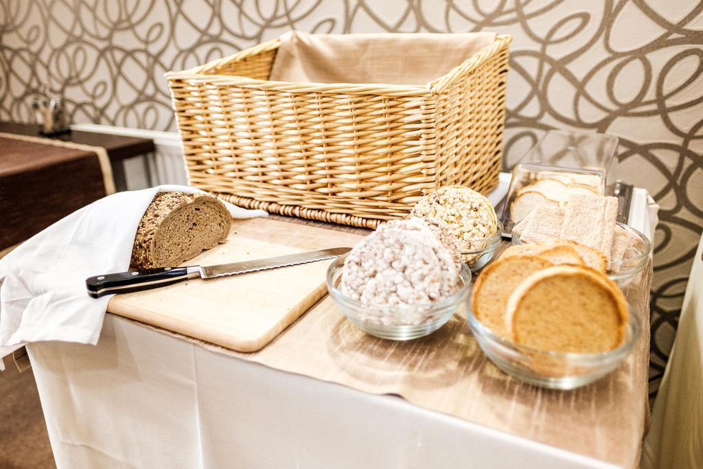 Hotel Deluxe With Free Wellness And Fitness Centrum Nitra Exterior photo