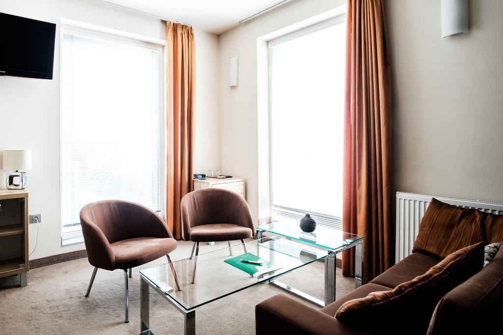 Hotel Deluxe With Free Wellness And Fitness Centrum Nitra Exterior photo
